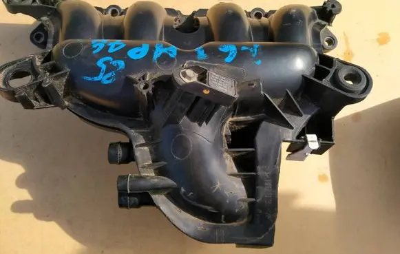 Citroen DS3 Intake manifold v75950780