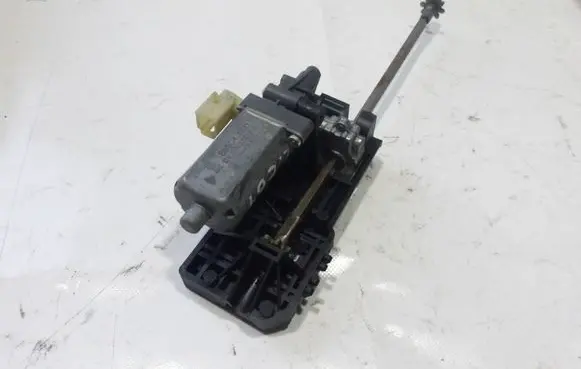 BMW 5 E60 E61 Seat adjustment motor 0390201993