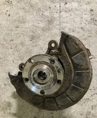 Volkswagen Caddy Front wheel hub spindle knuckle
