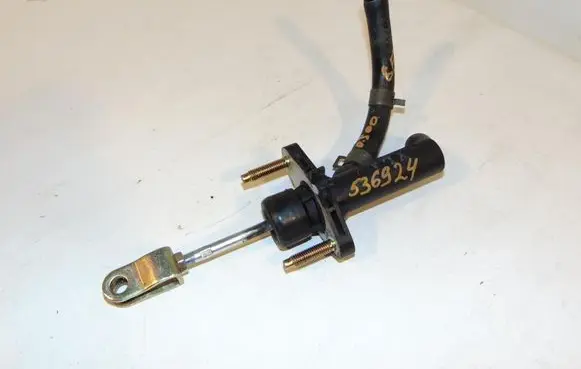 Hyundai Getz Clutch master cylinder 416101C800