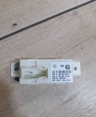 Mercedes-Benz C W204 Light module LCM A1669002906 A1669021903