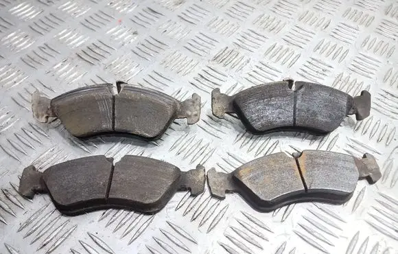 Opel Astra F Brake pads (front) 