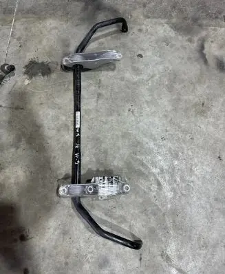 BMW 7 G11 G12 Front anti-roll bar/sway bar 6873469 DM00001 104170824