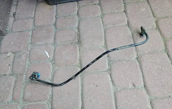 Opel Meriva B Fuel pressure sensor 13261888-