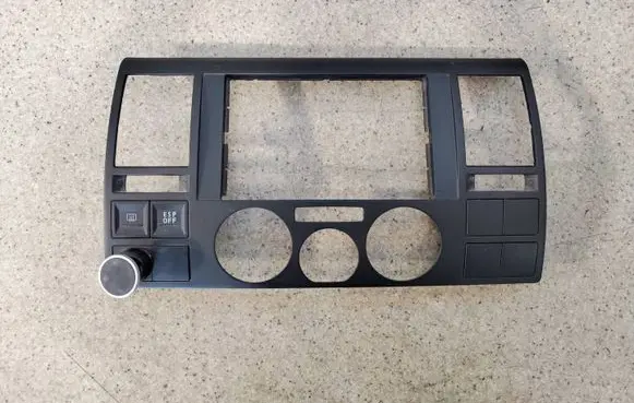 Volkswagen Transporter - Caravelle T5 Radio/GPS head unit trim 7H0857237E30A 7H0857237E