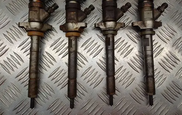 Citroen C4 I Fuel injectors set 0445110239