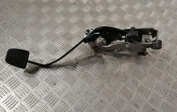 Clutch pedal