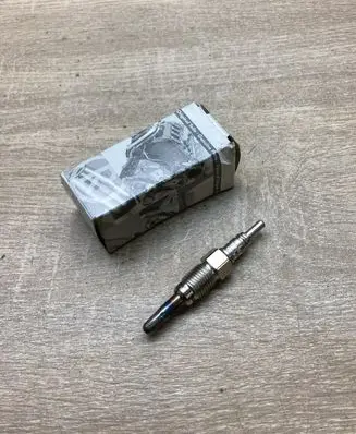 Volkswagen Sharan Glow plug 1J10302102 0100226199