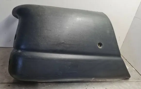 Rear bumper corner part panel trim