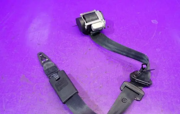 Renault Fluence Front seatbelt 868840017R