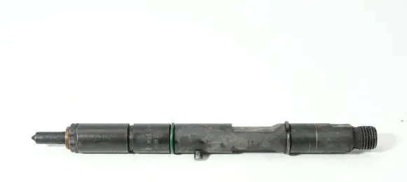 Audi A4 S4 B5 8D Fuel injector 059130201E