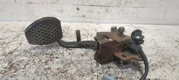 Peugeot Partner Clutch pedal 1206 9633830680