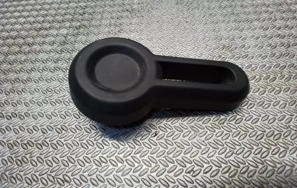 Citroen Berlingo Seat adjustment handle 8910029000
