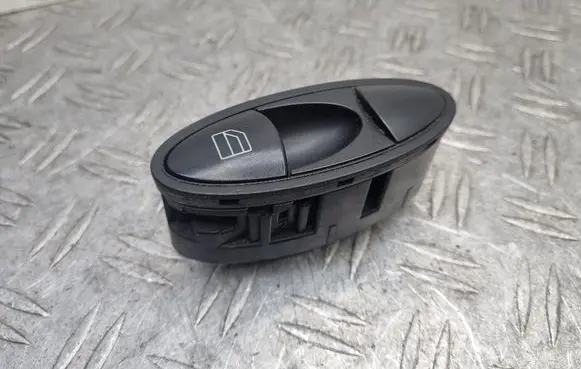 Mercedes-Benz E W211 Electric window control switch A2118218551