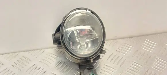 BMW X3 E83 Front fog light 13101610 89203663
