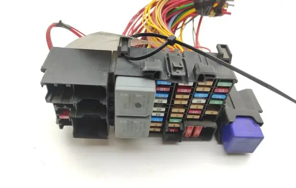 Opel Vivaro Fuse module 