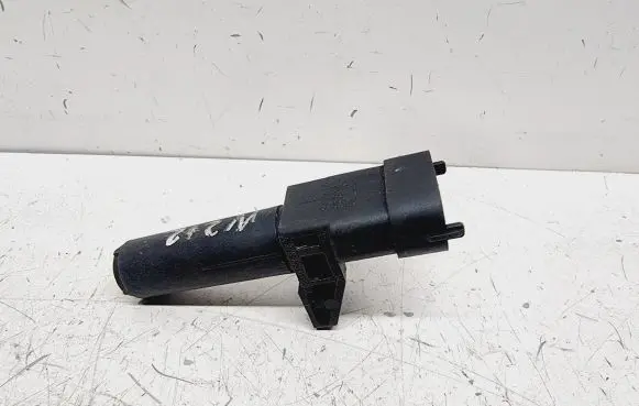 Mercedes-Benz E W212 Crankshaft speed sensor A2761530128