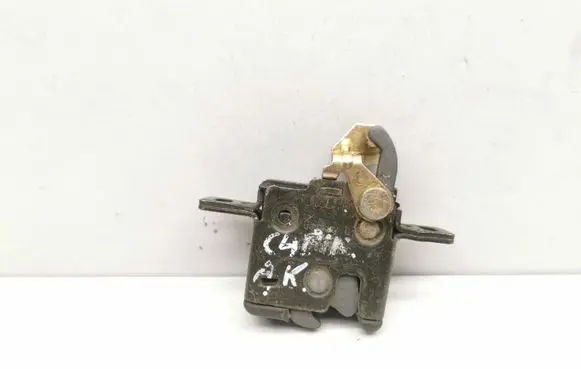Audi A6 S6 C4 4A Tailgate/trunk/boot lock/catch/latch 4A9827505C