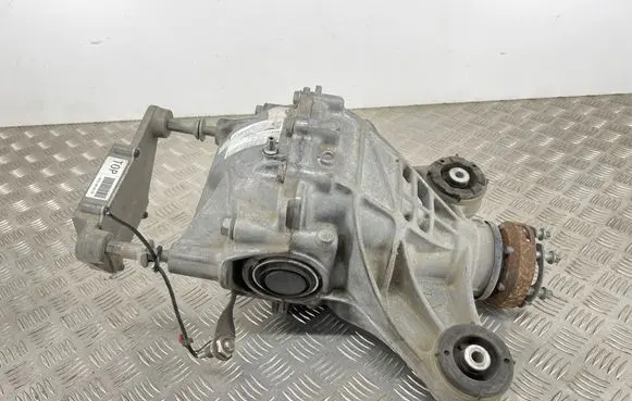 Jaguar XE Rear differential GX734A213FB
