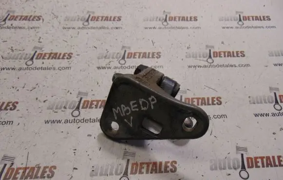 Mercedes-Benz E W211 Front door upper hinge