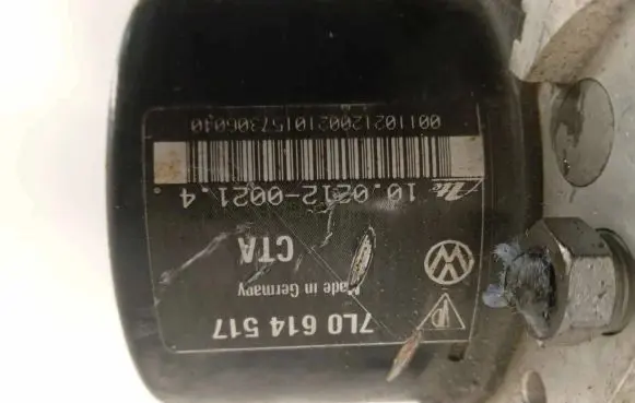 Volkswagen Touareg I ABS Pump 7L0907379K 10061334341 10092603063