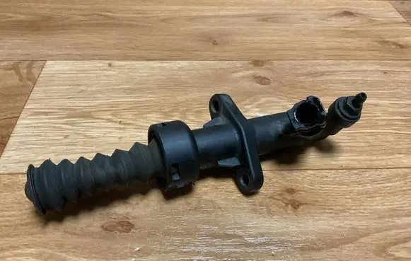 Volkswagen PASSAT B6 Clutch master cylinder PA66GF35