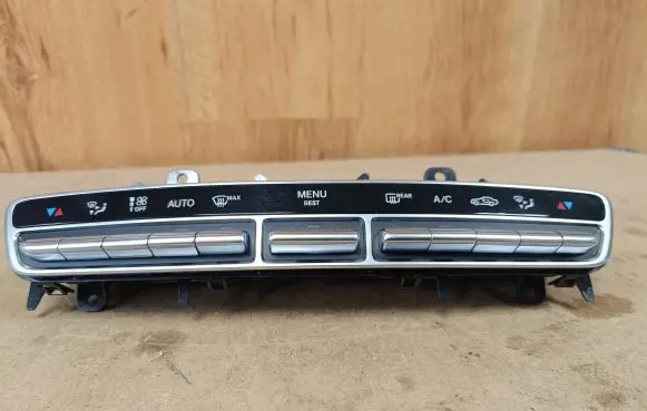 Mercedes-Benz GLC AMG Climate control unit A2059054415