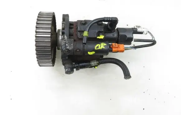 Peugeot Partner Fuel injection high pressure pump 