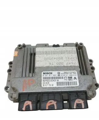 Peugeot 307 Engine control unit/module 0281011863