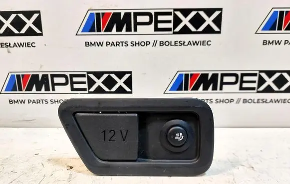 BMW X7 G07 12 V Socket (front) 9272858