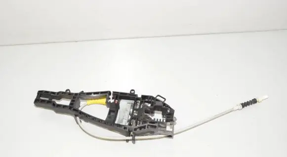 BMW 2 F22 F23 Front door exterior handle/bracket 7242568 51217242568