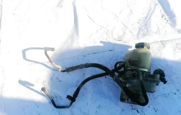 Opel Zafira A Power steering pump