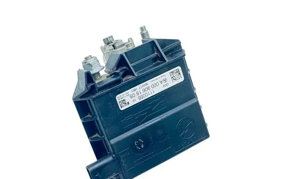 Mercedes-Benz C W205 Battery relay fuse A0009061505