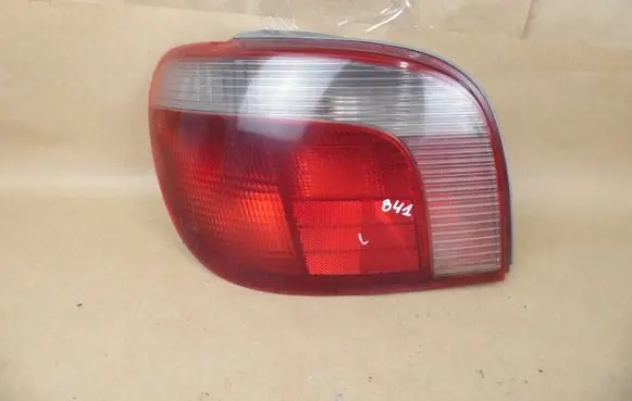 Toyota Yaris Rear/tail lights 5308701L 52005 08H8