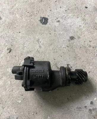 Audi A4 S4 B5 8D Vacuum pump 028207A