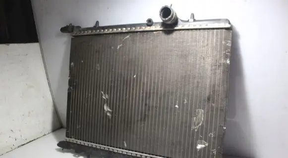 Peugeot 307 Coolant radiator 