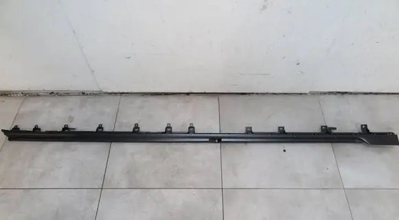 BMW 7 G70 Sill/side skirt trim 9680328 11252012