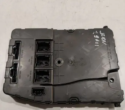 Renault Scenic II - Grand scenic II Comfort/convenience module 8200780021