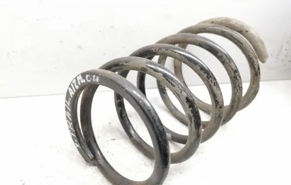 Nissan X-Trail T30 Rear coil spring