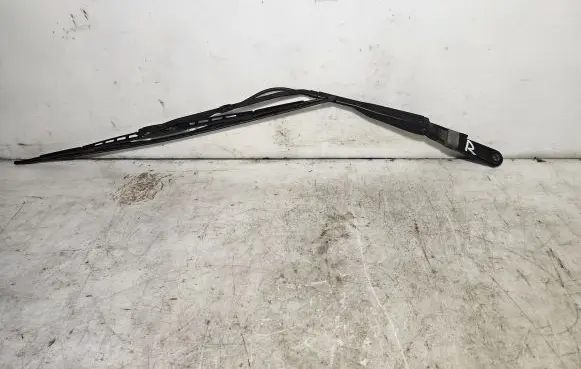Renault Master II Front wiper blade arm 80005697 80005697B W1904