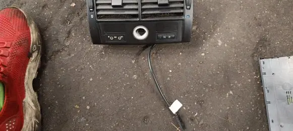 BMW X5 E53 Rear air vent grill 8409081