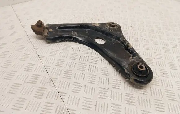 Citroen C3 Aircross Front lower control arm/wishbone 