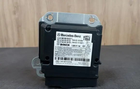 Mercedes-Benz B W246 W242 Airbag control unit/module 2469000903 A2469000903