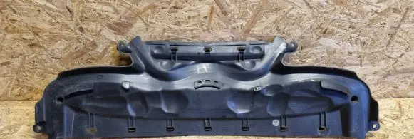 Mercedes-Benz E W211 Other engine bay part A2118800036