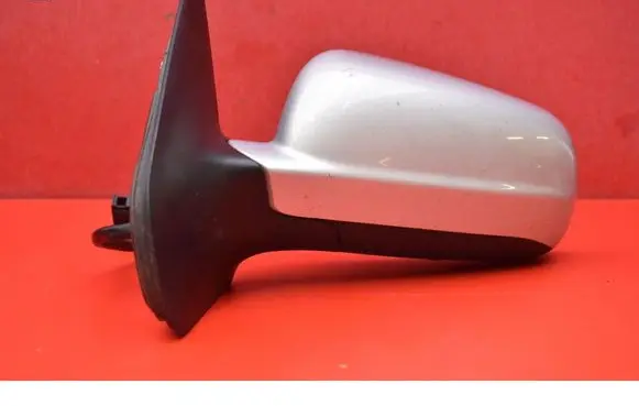 Volkswagen Golf IV Front door electric wing mirror 010509