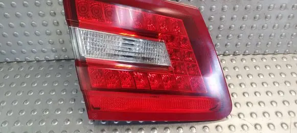 Mercedes-Benz E W212 Tailgate rear/tail lights