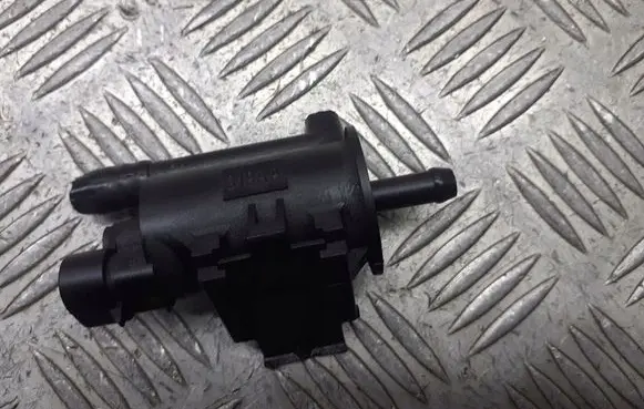 Opel Vectra C Valve vacuum 