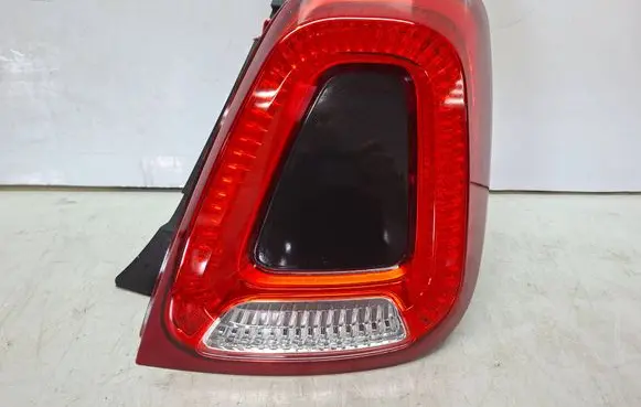 Fiat 500 Rear/tail lights S27612704 52007422