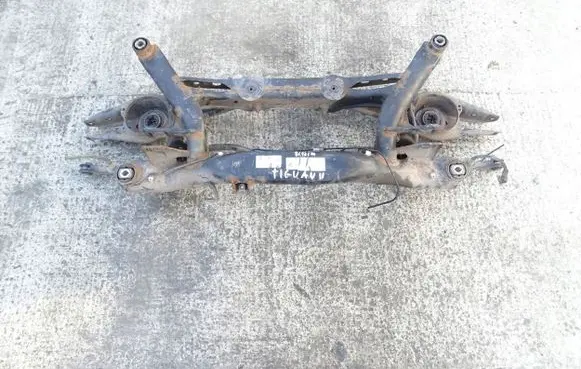 Volkswagen Tiguan Rear axle beam 