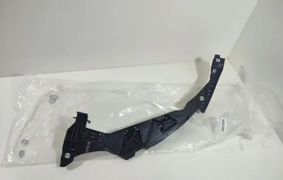 Porsche Macan (95B) Front bumper mounting bracket 95B807889F